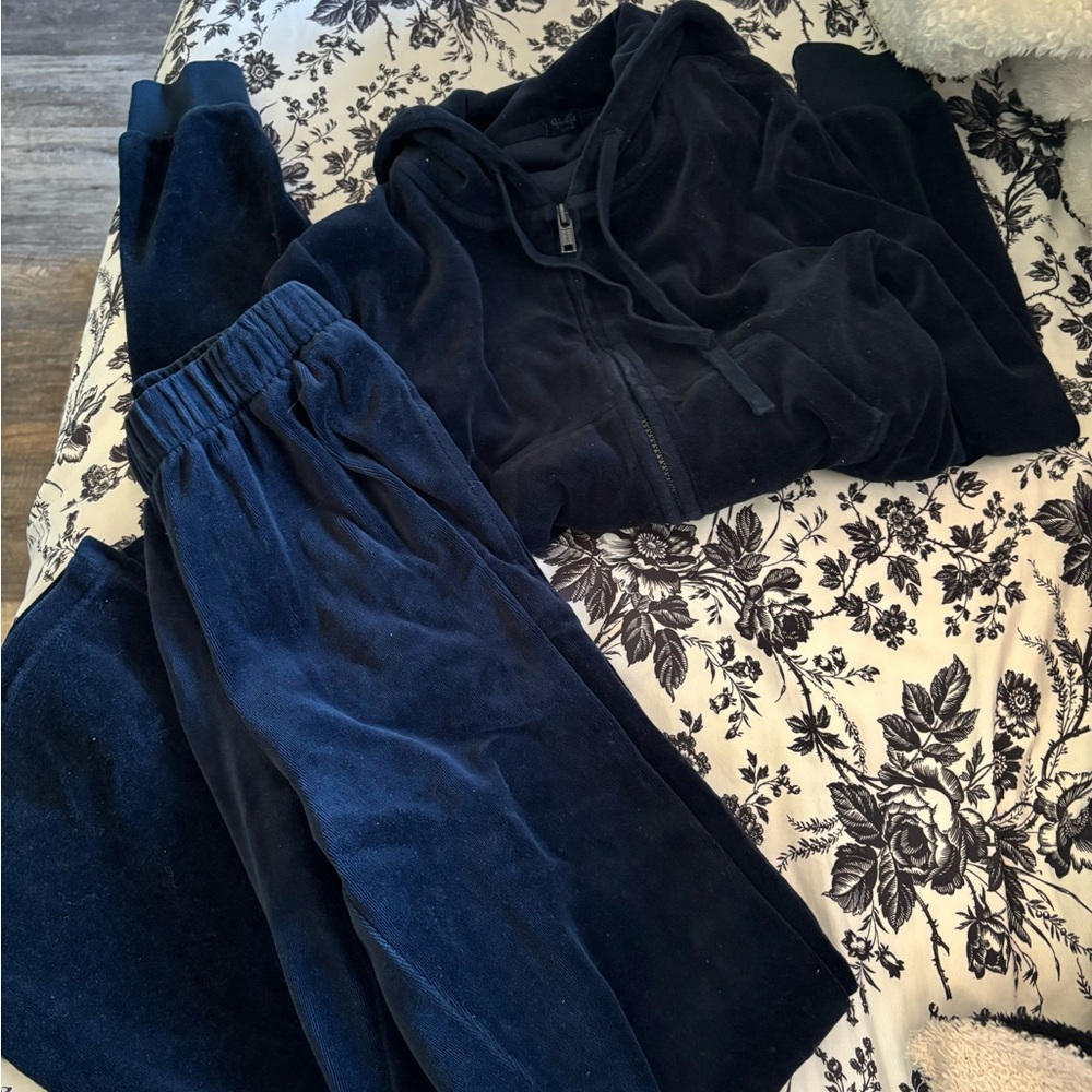 Brandy Melville Dark Blue Velour Set